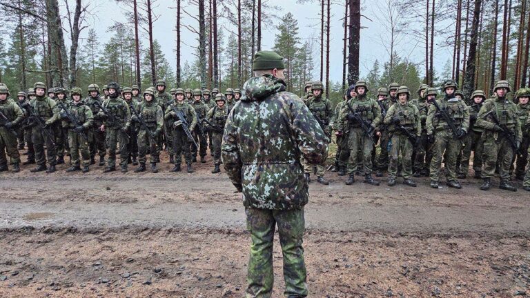 Finnish-Soldiers.jpeg