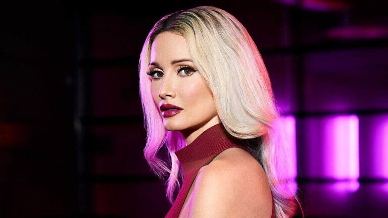 Holly-Madison-Lethally-Blonde-Host.jpeg