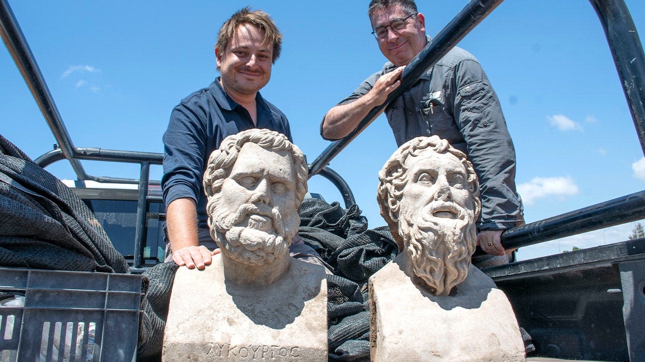 ISRAEL-ANCIENT-ROMAN-STATUES-FOUND-ROME-ARCHAEOLOGY-HISTORY-DISCOVERY-1.jpeg