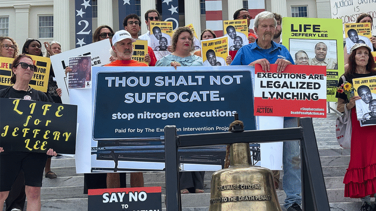 anti-death-penalty-demonstrators-alabama.png