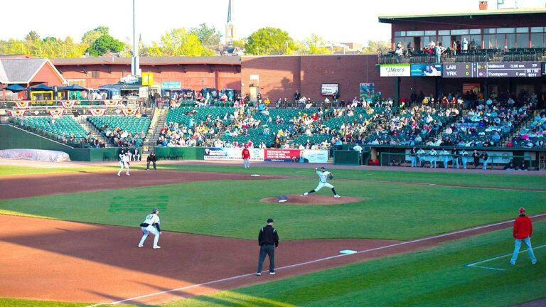 chris-vallimont-pitching-york-fox-news-001.jpeg