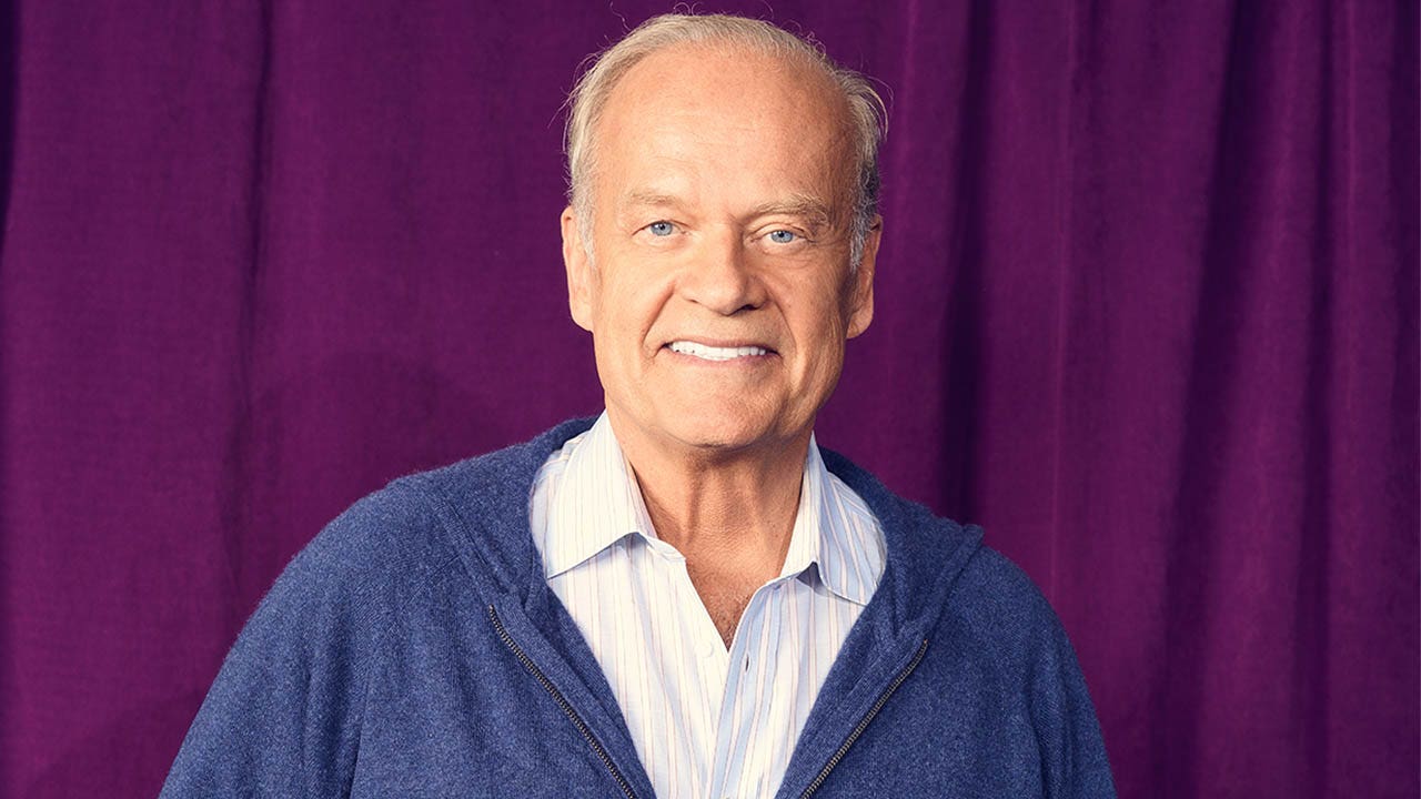 kelsey-grammer-purple-background.jpg