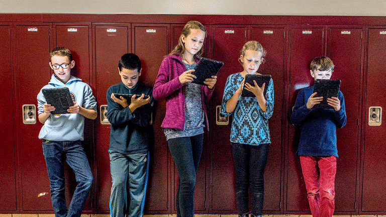 kids-lockers-screens.png