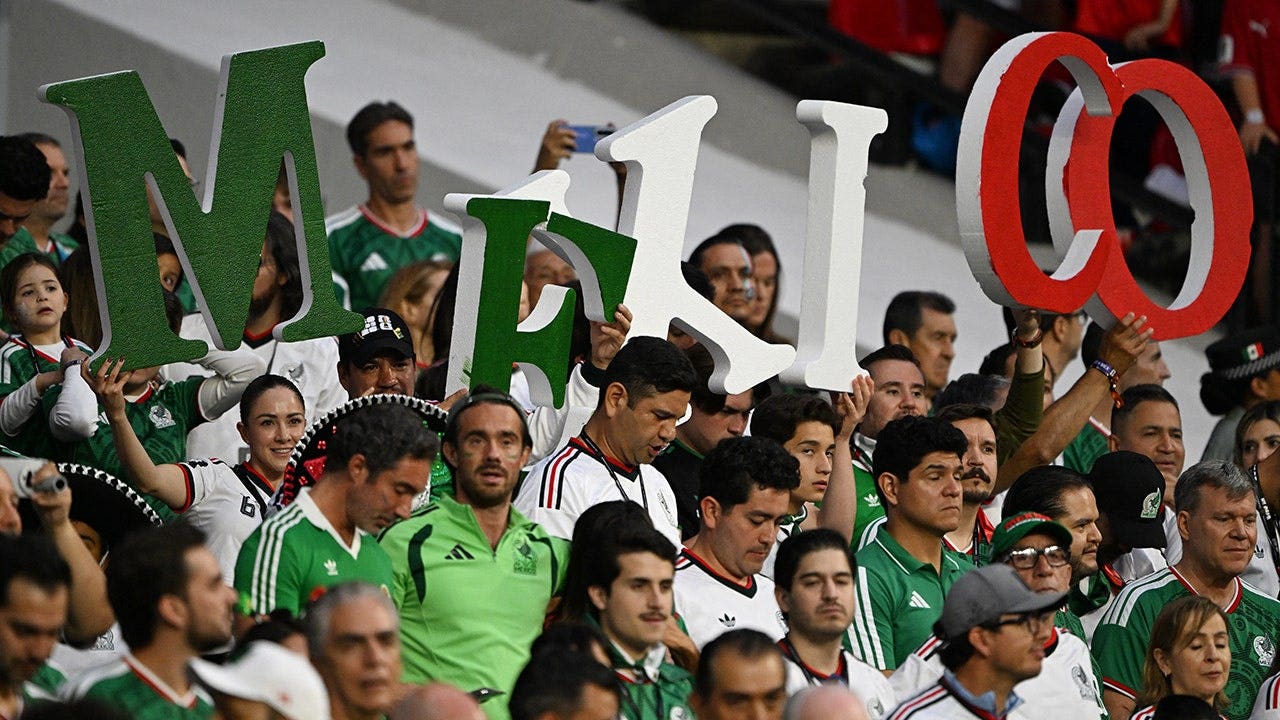 mexico-fans-world-cup-fox-news-001.jpeg