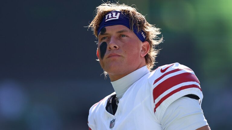 nfl-giants-jaxson-dart-121525-1.jpg