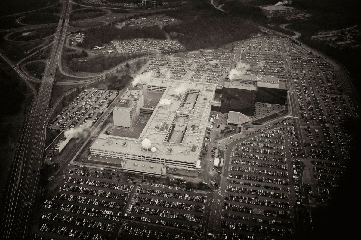 nsa-surveillance-525618310.jpg