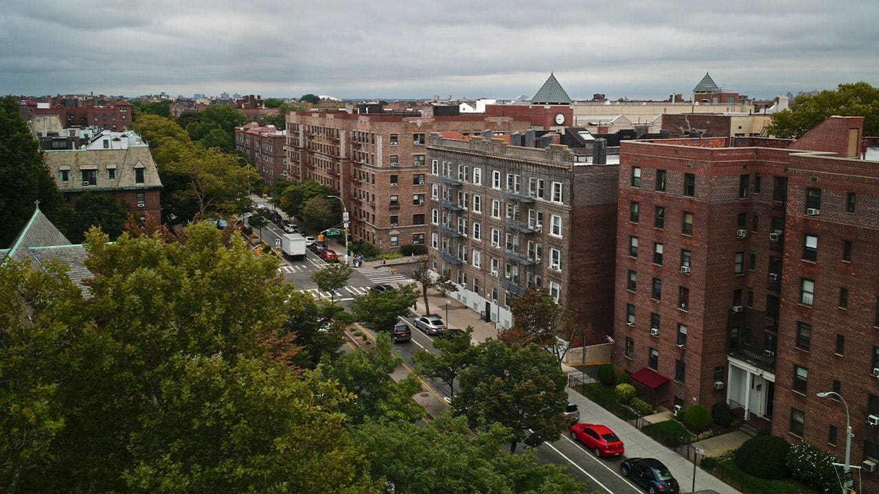 nyc-apartment-buildings.jpeg
