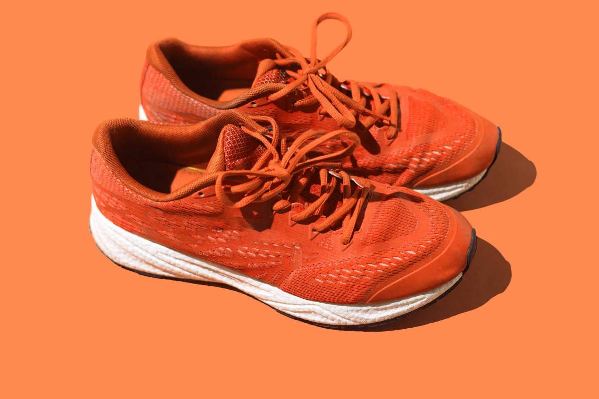 orange-shoes-strava.jpg