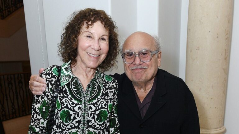 rhea-perlman-danny-devito-beverly-hills-fox-news-001.jpeg