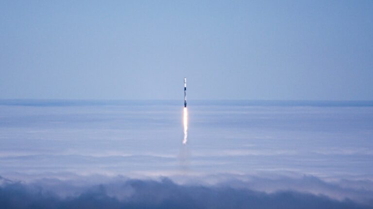 spacex-falcon-9.jpeg