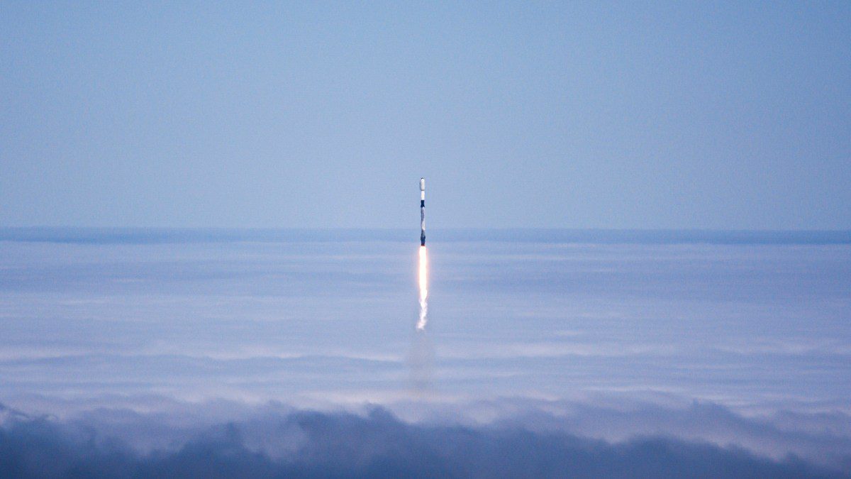 spacex-falcon-9.jpeg