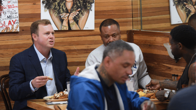 spencer-pratt-la-roscoe-meal.png