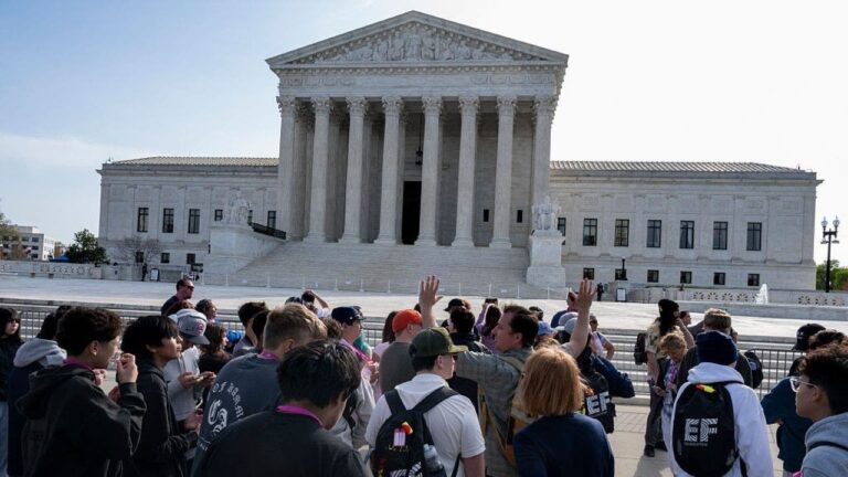 supreme-court.jpg