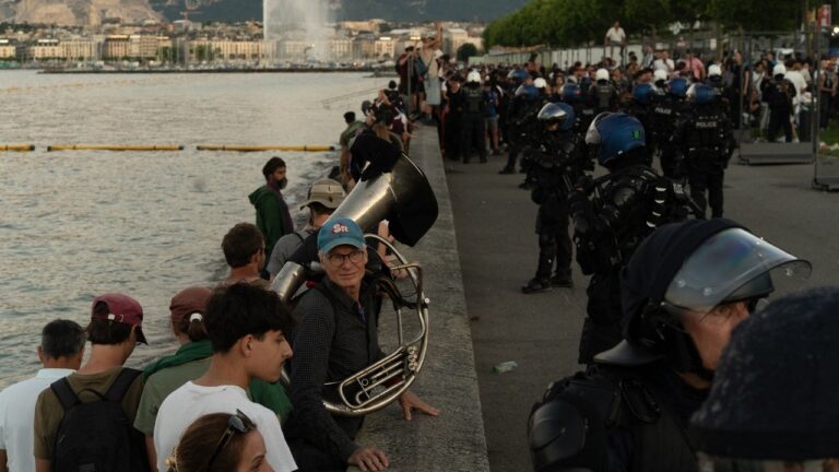 swiss-immigration-protest.jpg