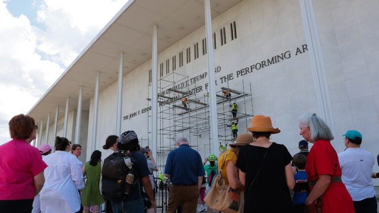 trump-kennedy-center-scaffolding-fox-news-001.jpeg