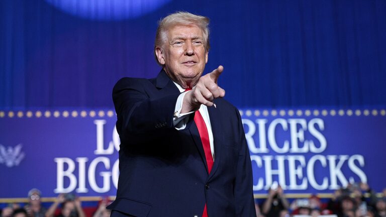 trump-point.jpg