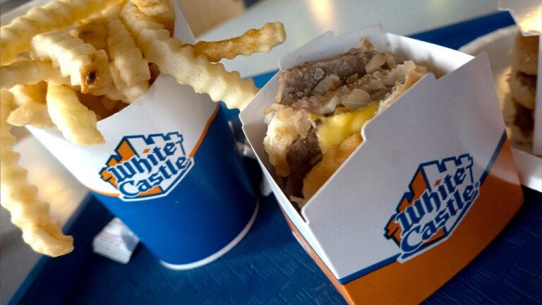 white-castel-slider-fries.jpeg