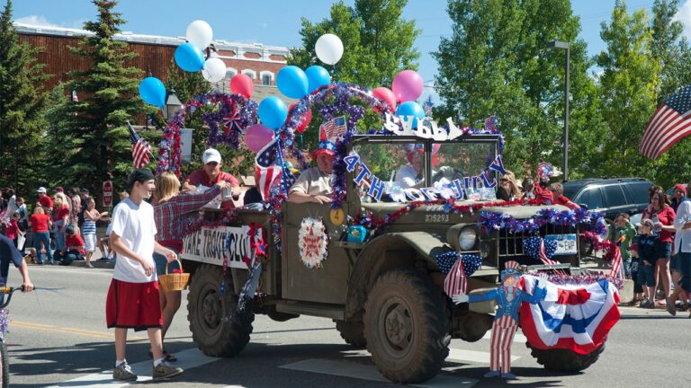 Decorated-Car-iStock-2.jpg