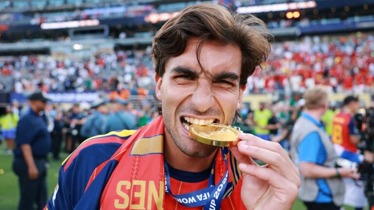 Ferran-Torres-World-Cup-Win.jpg