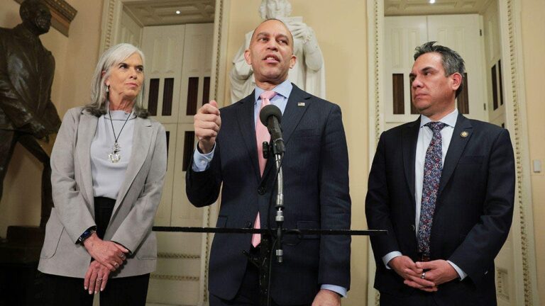 House-Dem-leadership.jpg