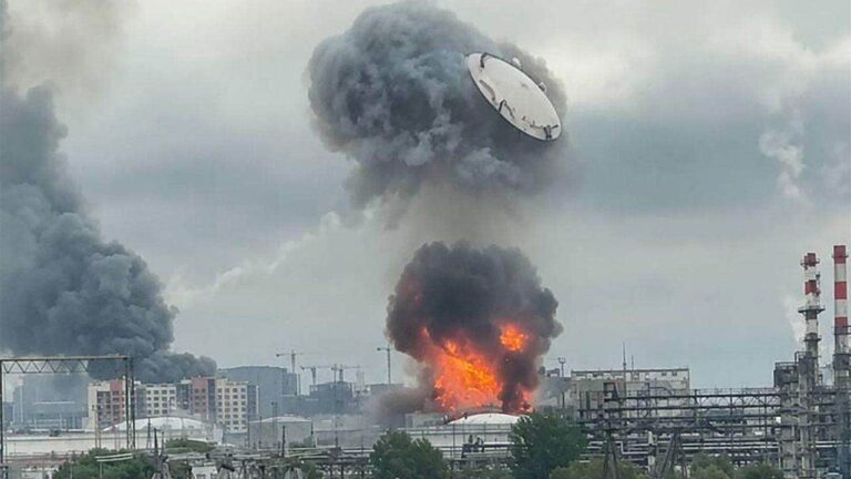 Moscow-oil-refinery-in-Kapotnya-attacked-11-east2west-news.jpeg