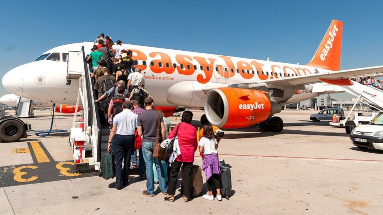 SPAIN-TENERIFE-EASYJET-BRAWL-AIRLINES-TRAVEL-SAFETY-1.jpg