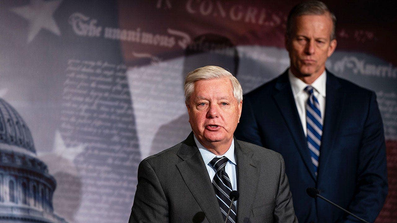 Senate-Majority-Leader-Thune-and-Graham.jpg