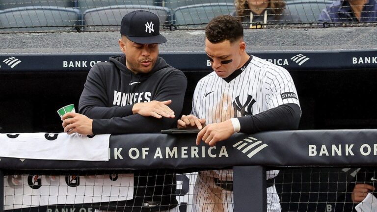 Stanton-and-Judge-on-iPad.jpg