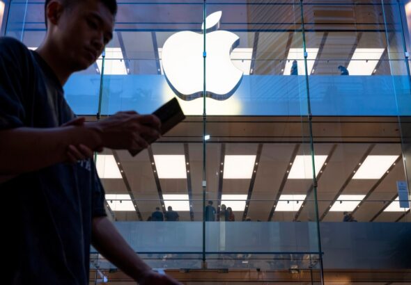 apple-logo-pedestrian.jpg