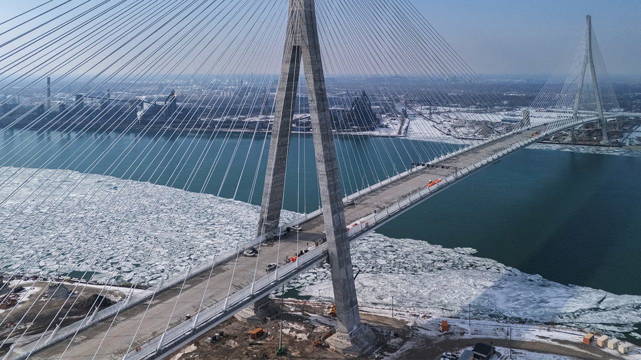 gordie-howe-bridge.jpg