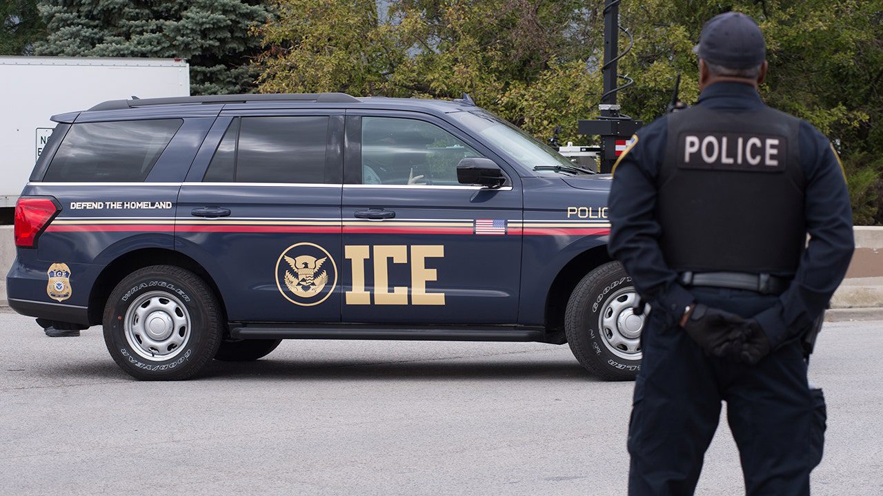 ice-vehicle-near-chicago.jpg