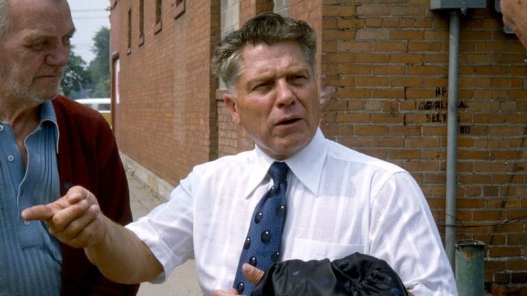 jimmy-hoffa-1974-abc-news-close-up.jpg