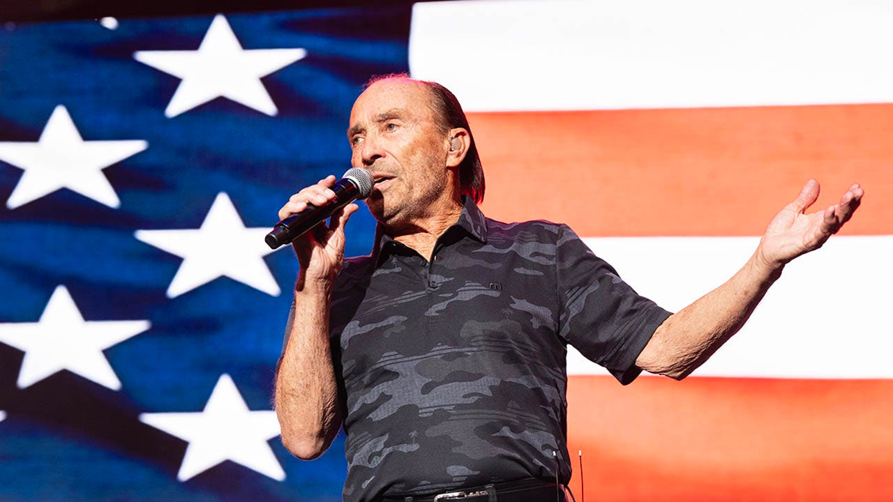 lee-greenwood.jpg