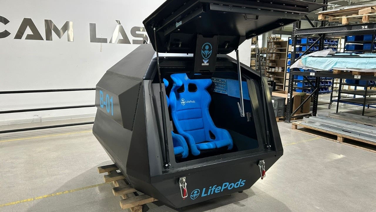 lifepods-capsule.jpg