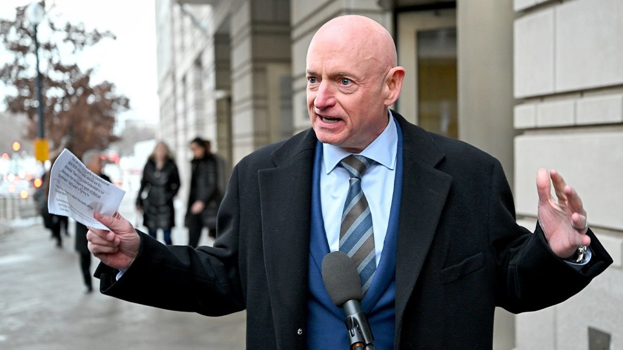 mark-kelly-hegseth-censure-court.jpg