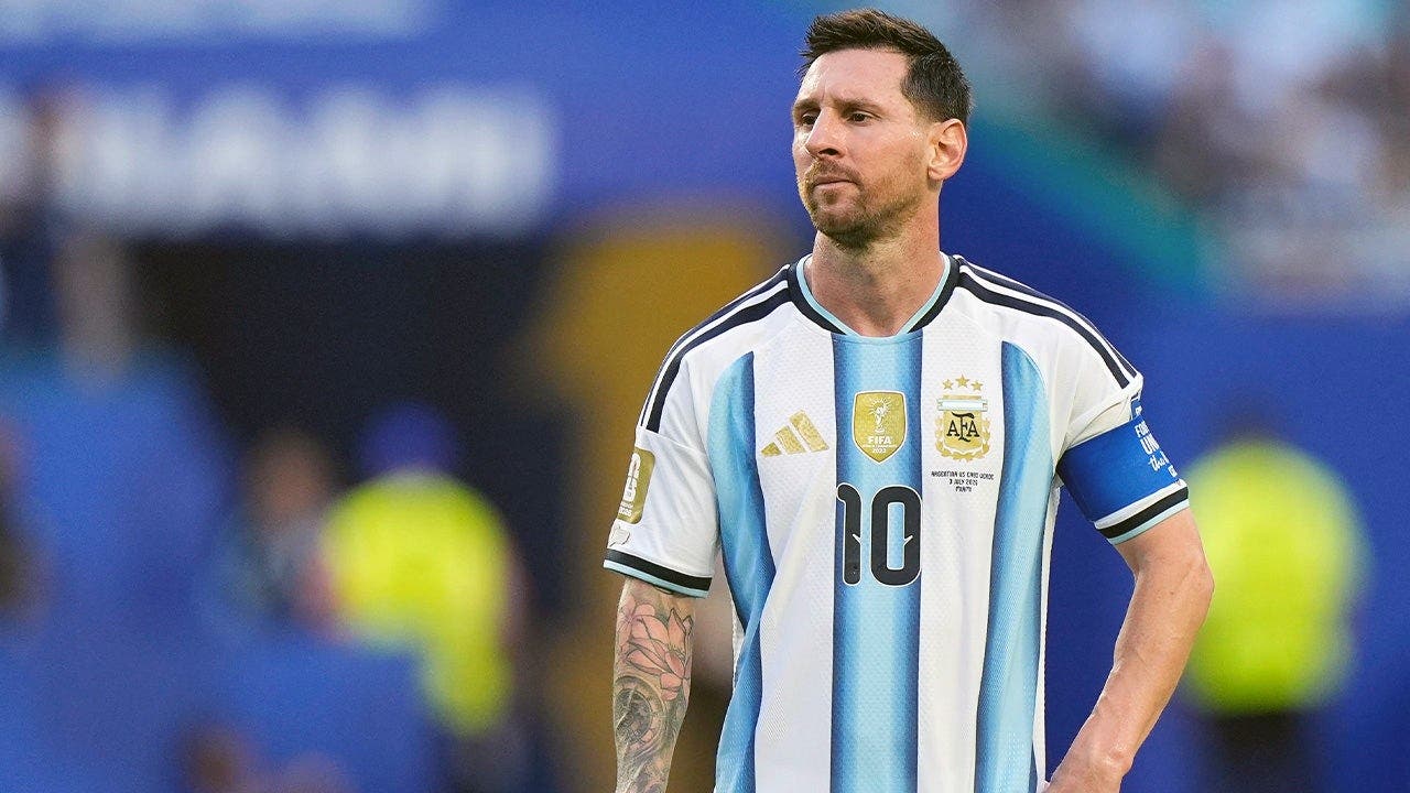 messi-cape-verde.jpg