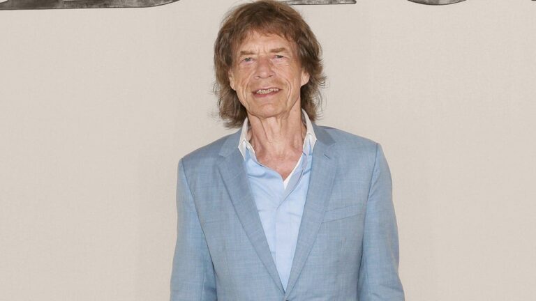 mick-jagger-dior.jpg