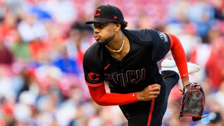 mlb-reds-hunter-greene-031126-1.jpg