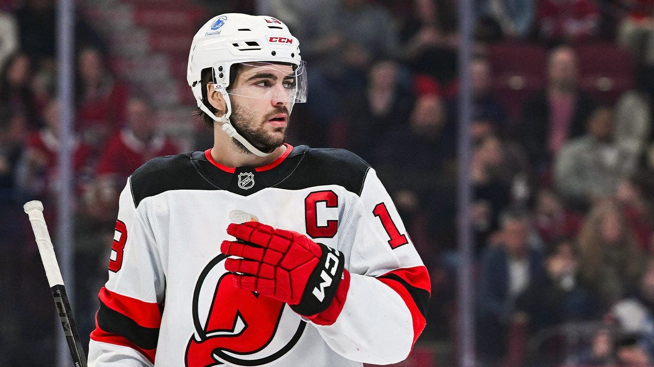 nico-hischier.jpg