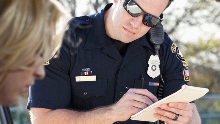 police-officer-traffic-ticket-fox-news_.jpg