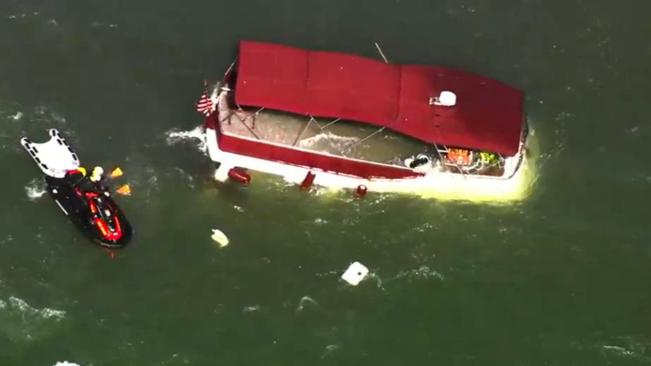 san-francisco-boat-capsize-rescue.jpg