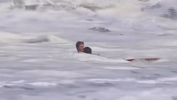 santa-cruz-waves-rescue-fox-news-002.gif