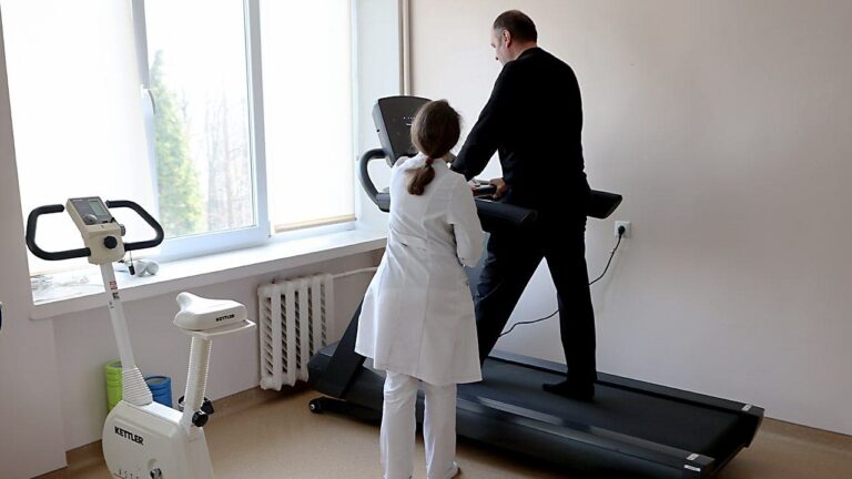 soft-robotic-exoskeleton-rehab.jpg