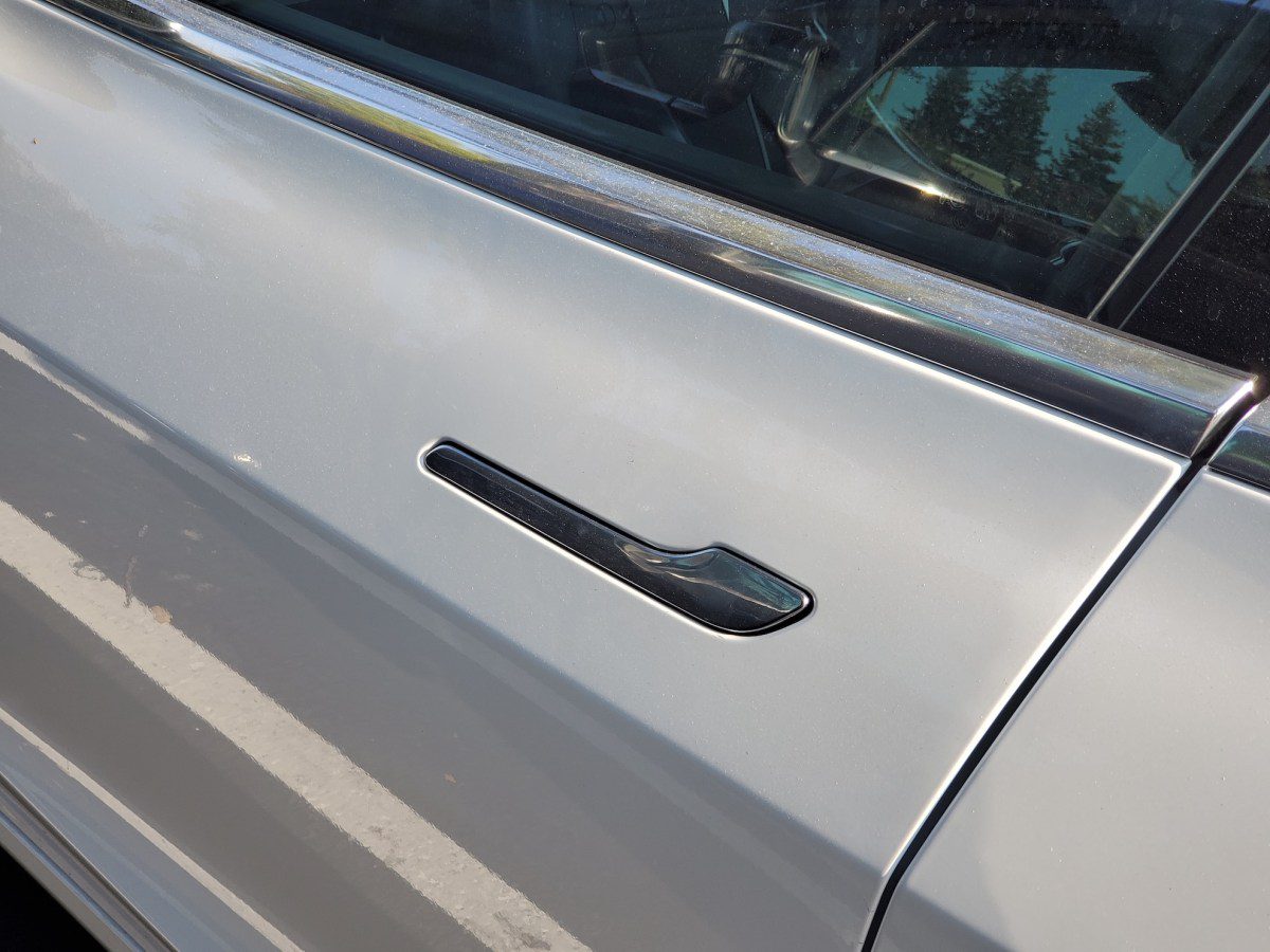 tesla-door-Getty.jpg