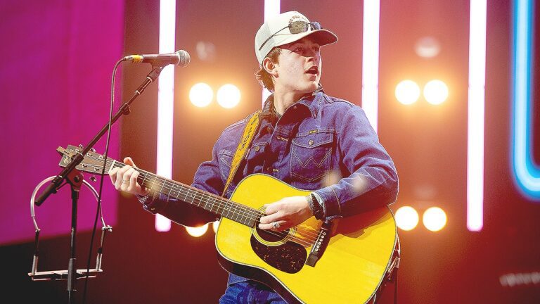waylon-wyatt-performing.jpg