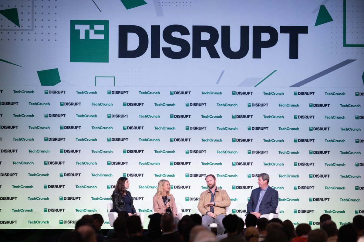 1787074715_Disrupt-2025-Space-Stage-Even-Rogers.jpg