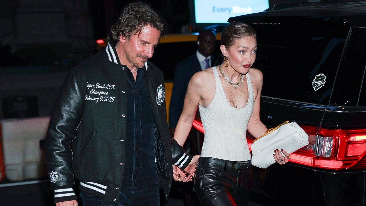 Bradley-Cooper-Gigi-Hadid.jpg