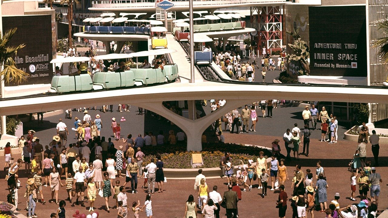 DISNEYLAND-TOMORROWLAND-PEOPLEMOVER-FANS-REACT-NEW-RIDE-TRAVEL-1.jpg