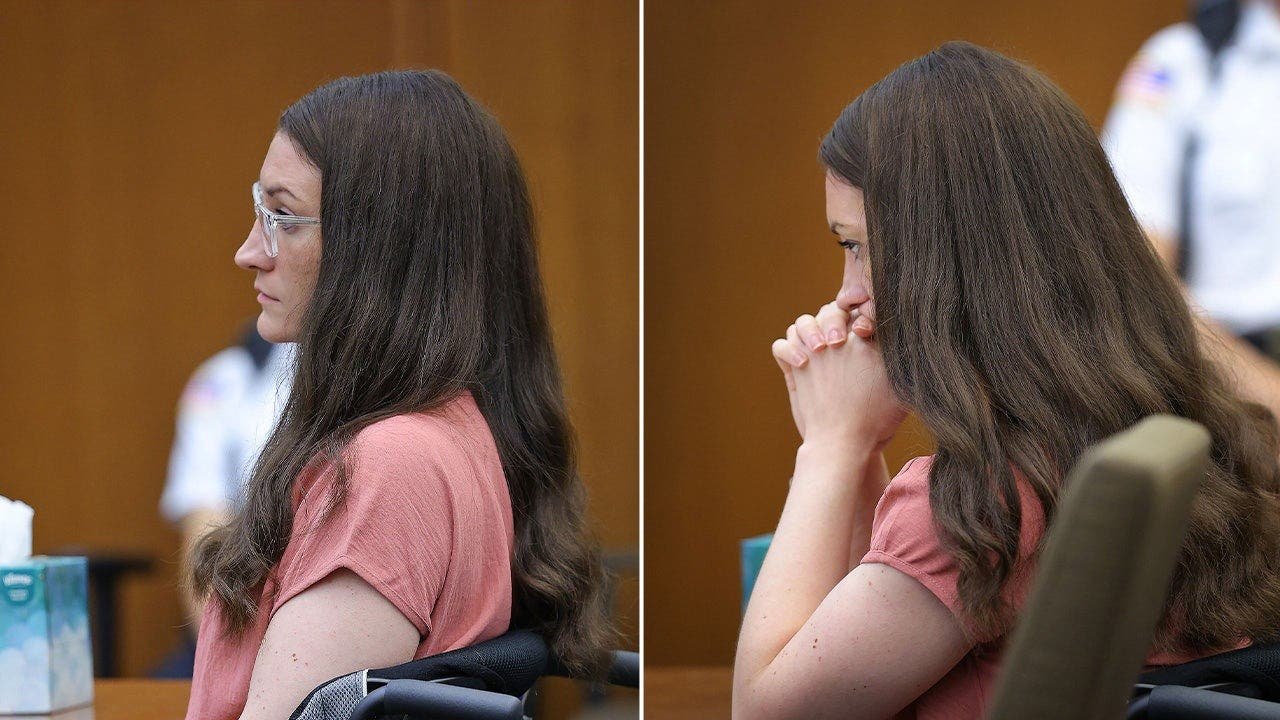 Lindsay-Clancy0Trial2.jpg