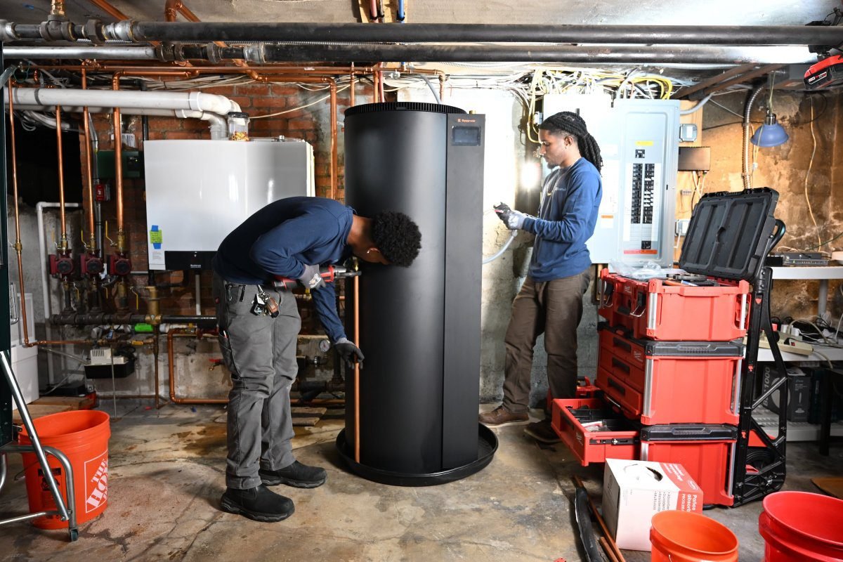Reservoir-water-heater-installation.jpeg